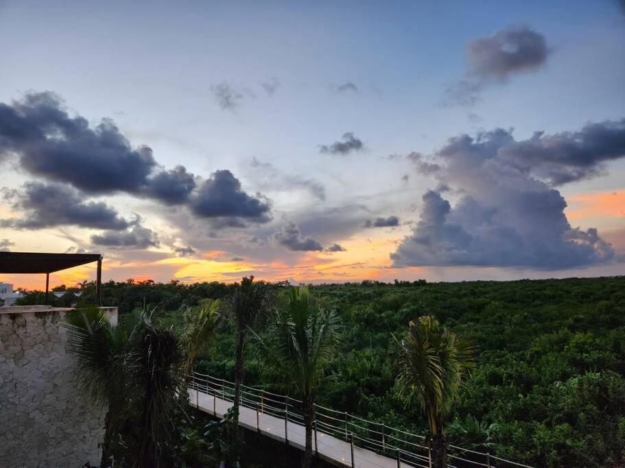 3 Bedroom Luxury Condo Next To Beach & Pools, Ac And Internet 艾库玛尔 外观 照片